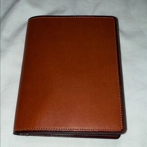 Elegant Brown Leather Unisex Wallet